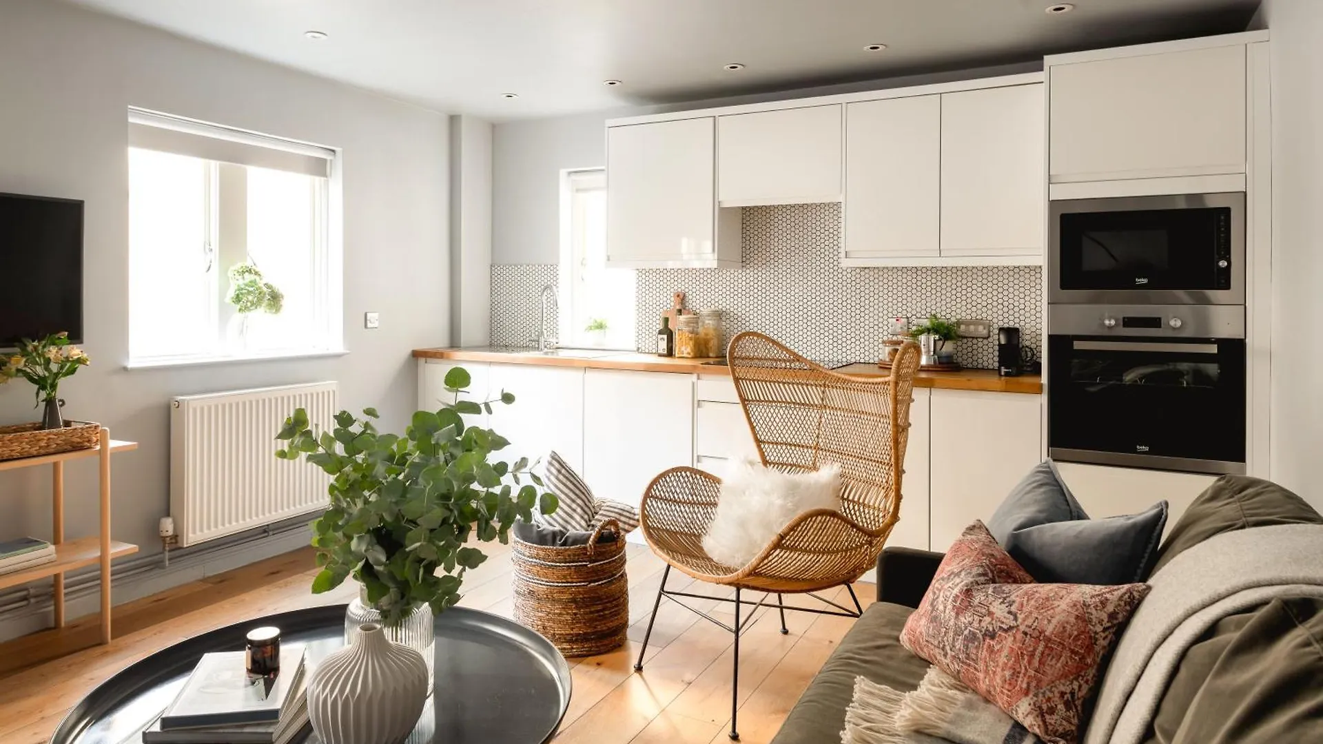 St Catherine'S Hospital - Curated Property Bath Apartment