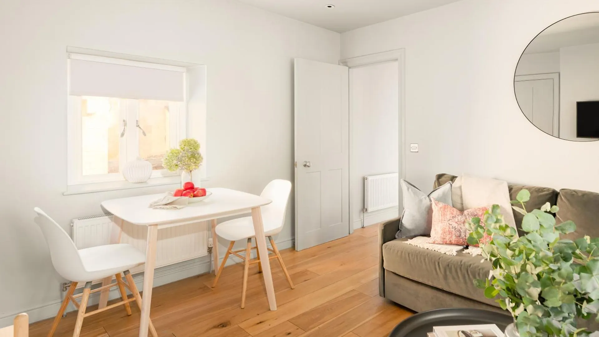 Apartment St Catherine'S Hospital - Curated Property Bath